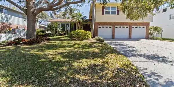 8555 140TH STREET