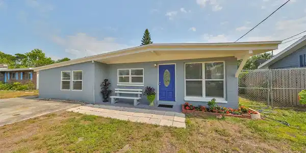 4104 W FAIRVIEW HEIGHTS