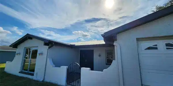 6034 SEABREEZE DRIVE