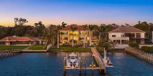 1888 BAYSHORE DRIVE