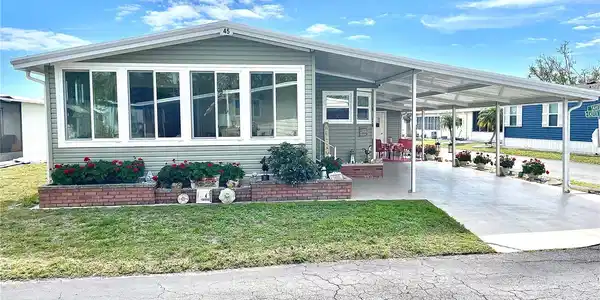 45 N EASTER ISLAND CIRCLE