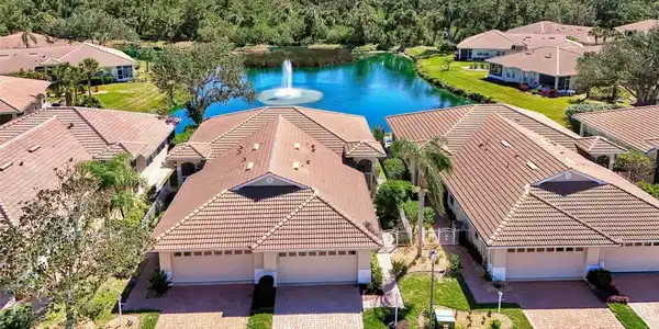 1018 YOSEMITE DRIVE