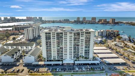 400 ISLAND WAY