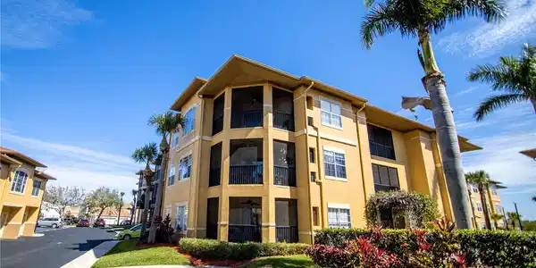 4323 BAYSIDE VILLAGE DRIVE