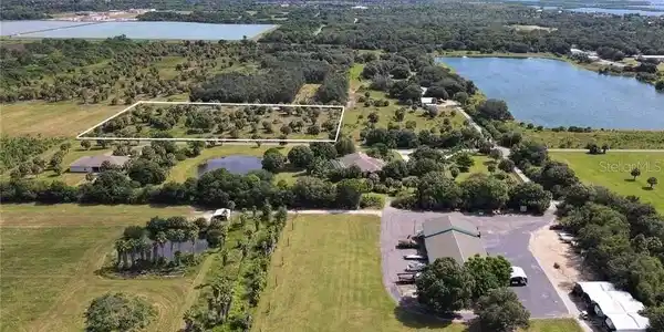ROWLAND DR