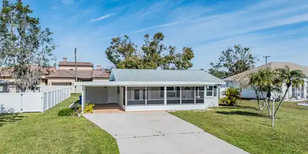 937 CYPRESS AVENUE