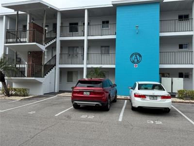5906 GARDEN LANE