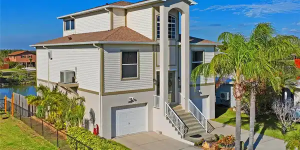 5100 CEDARBROOK