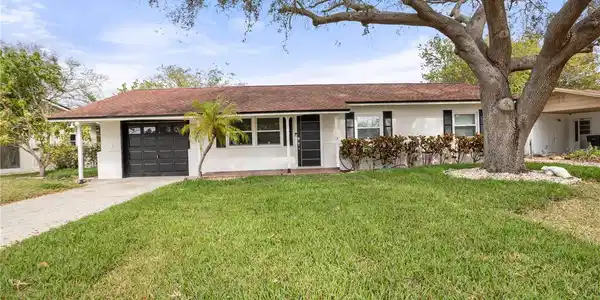 8611 DRIFTWOOD DRIVE