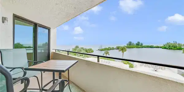 5915 SEA RANCH DRIVE