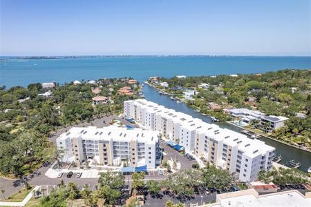 1709 N TAMIAMI TRAIL