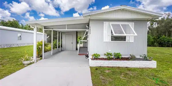 7526 SILAGE CIRCLE