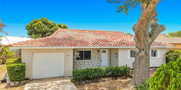 150 S KENNETH COURT