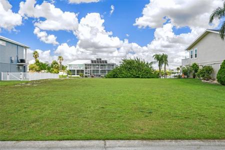 3511 AMBERJACK DRIVE