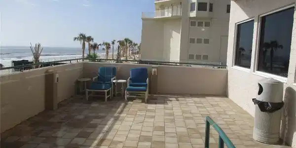 Image 4 Image 4
