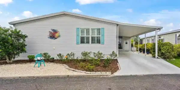 222 COMO DRIVE