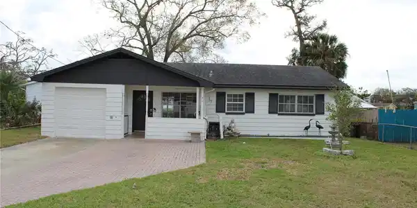 8908 ROCKY CREEK DRIVE