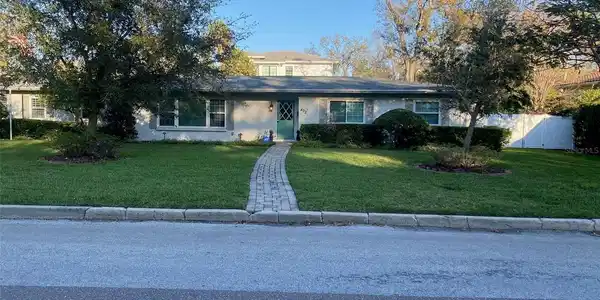 402 S HUBERT AVENUE