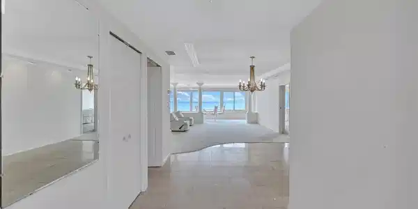 Image 4 Image 4