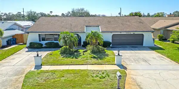 13924 OAK FOREST BOULEVARD S
