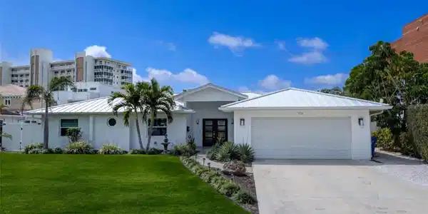 709 VALENCIA ROAD