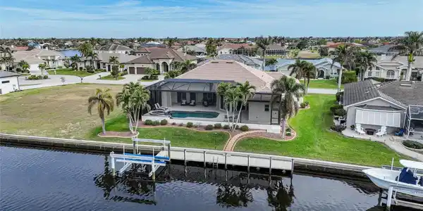 4025 MALTESE COURT