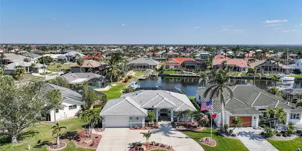 3906 CROOKED ISLAND DRIVE