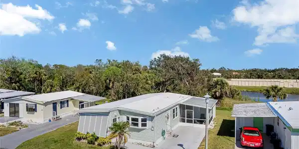 633 CERVINA DRIVE S