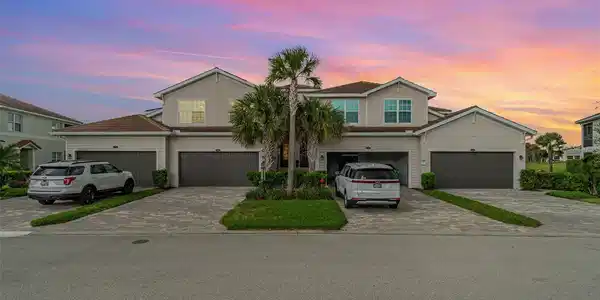 14049 BLACK BEAUTY DRIVE