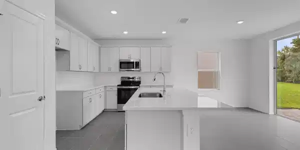 Image 4 Image 4