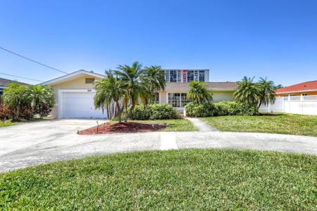 406 LEEWARD