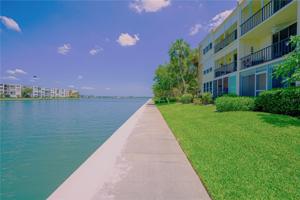 7420 BAY ISLAND S
