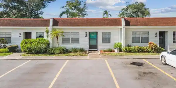 13870 OAKWOOD