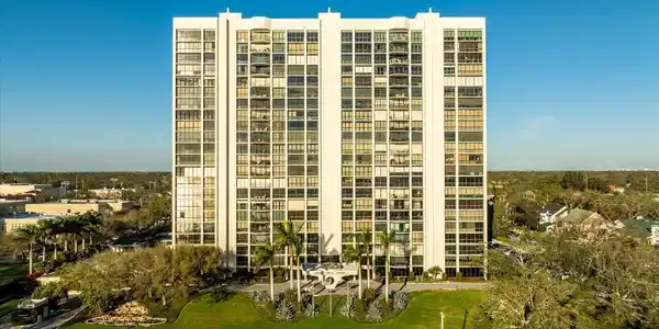 3301 BAYSHORE BOULEVARD