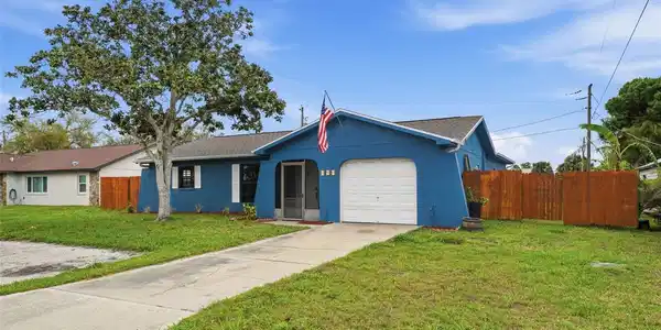 121 CRANE RD