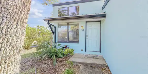 49 JACARANDA CAY COURT