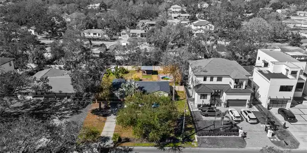 6223 BAYSHORE BOULEVARD
