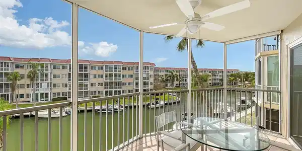 1250 N PORTOFINO DRIVE