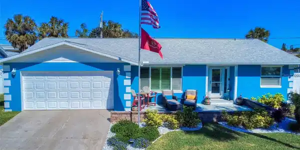 23 SUNNY BEACH DRIVE