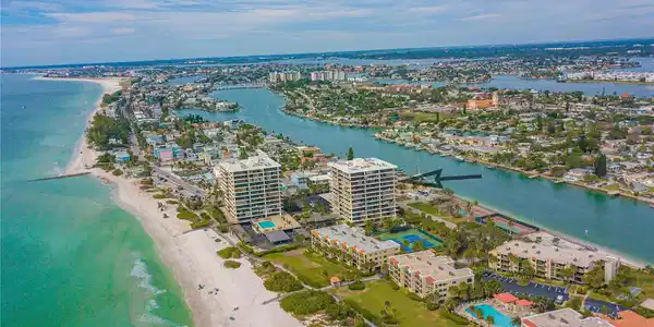 7600 BAYSHORE DRIVE