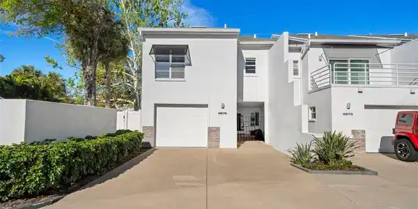 2975 W KNIGHTS AVENUE