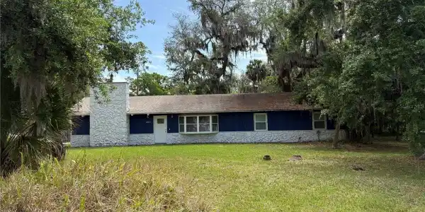 2203 LIME TREE DRIVE