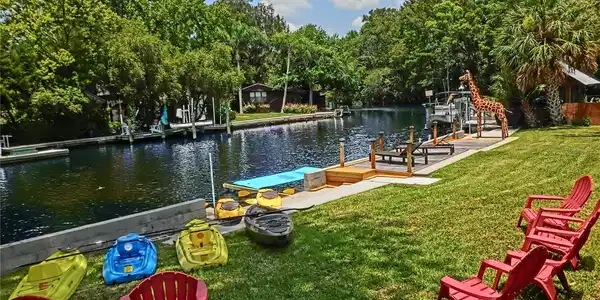 5349 HUSHPUPPY LANE