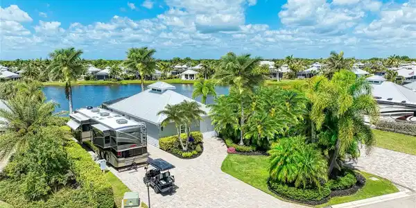 8789 SW SAND CRANE CIRCLE