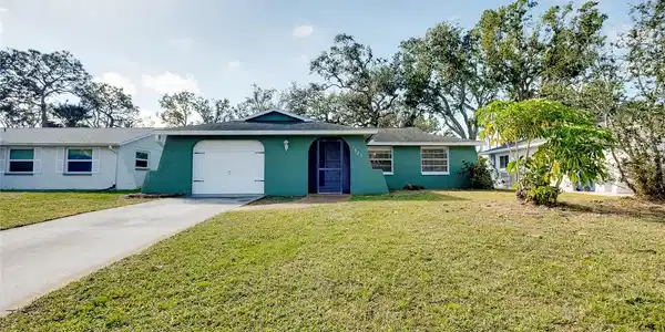 1323 KAREN DRIVE