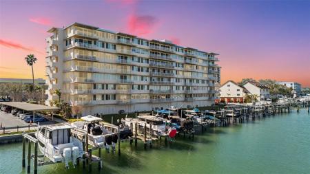 223 ISLAND WAY