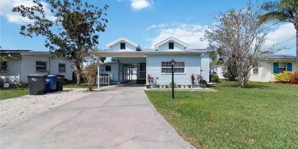 607 MANATEE AVENUE