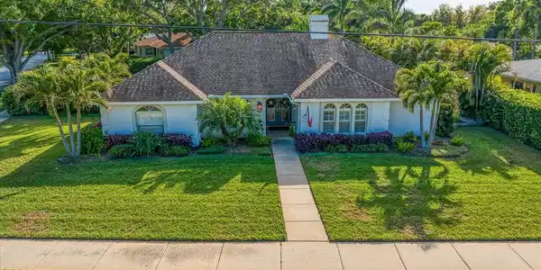 307 OLEANDER ROAD