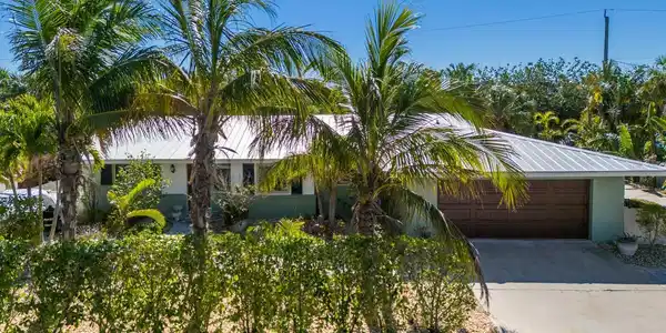 401 73RD STREET