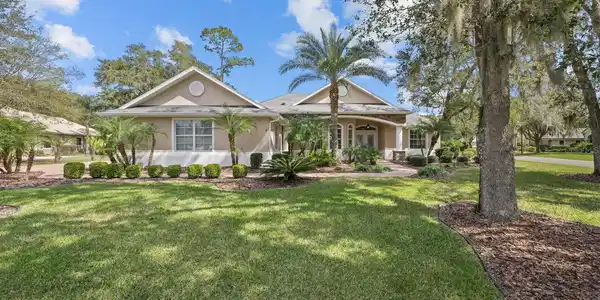 6 CLEMENTINA COURT